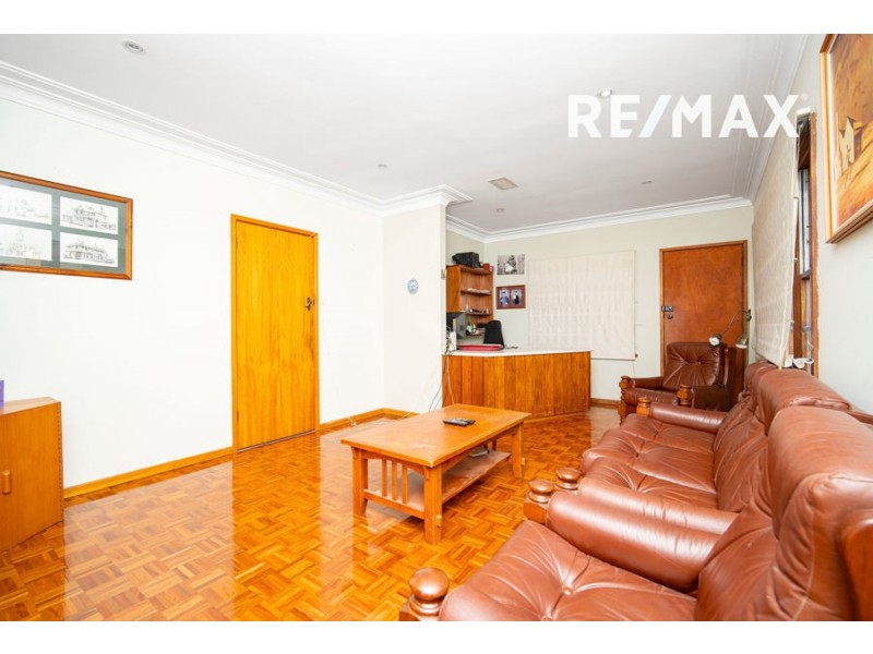78 Meadow Street, Kooringal NSW 2650