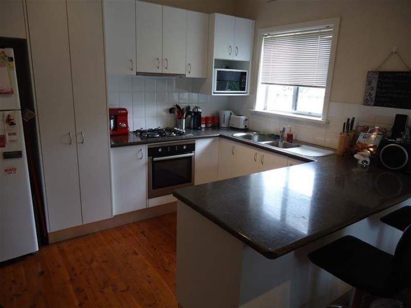 32 Anne Street, Tolland NSW 2650