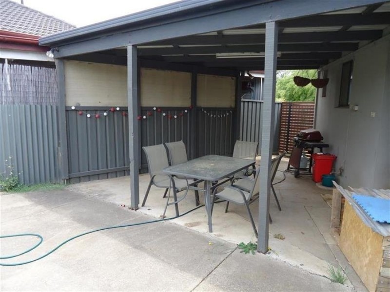 32 Anne Street, Tolland NSW 2650