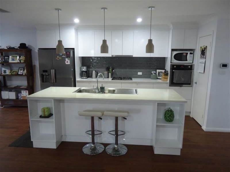 91 Barmedman Avenue, Gobbagombalin NSW 2650