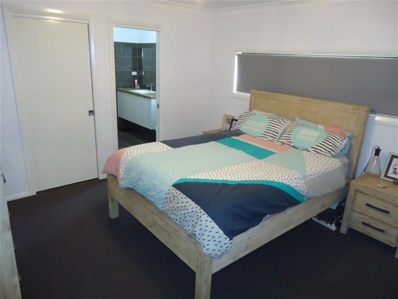 91 Barmedman Avenue, Gobbagombalin NSW 2650