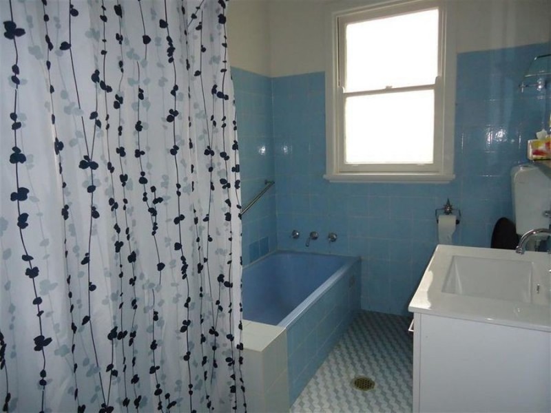 25 Darlow Street, Wagga Wagga NSW 2650
