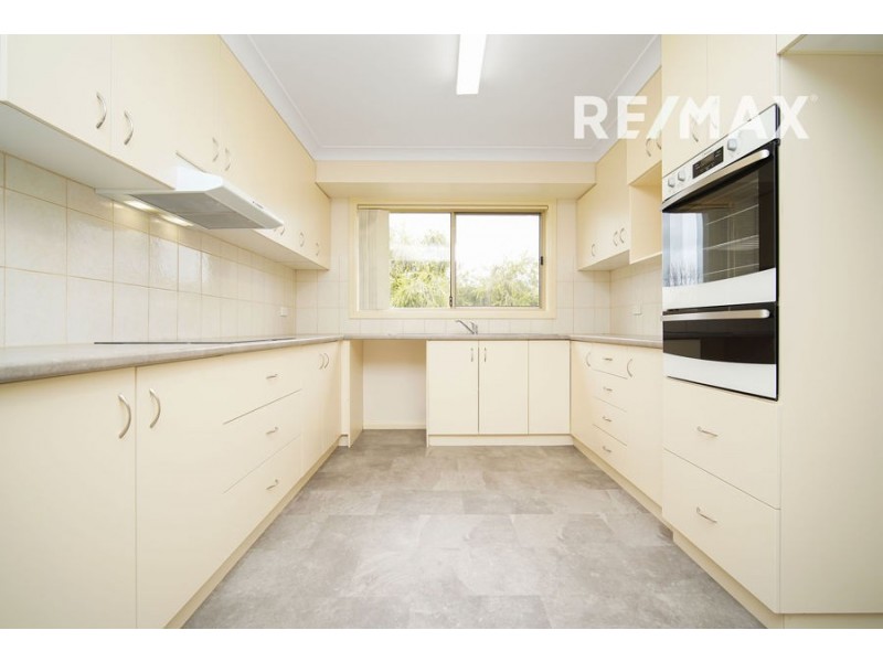 9 Fitzroy Street, Tatton NSW 2650