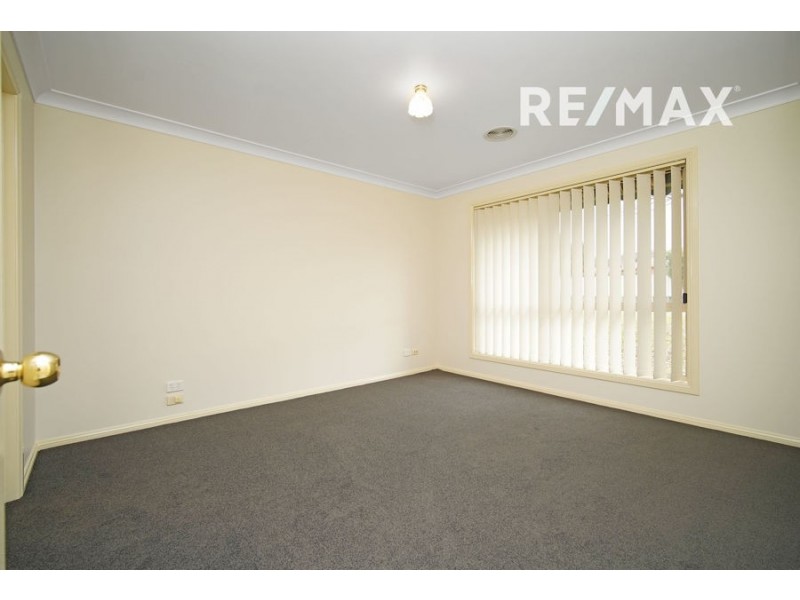 9 Fitzroy Street, Tatton NSW 2650