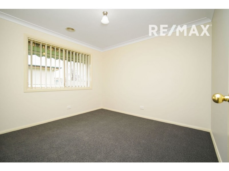 9 Fitzroy Street, Tatton NSW 2650