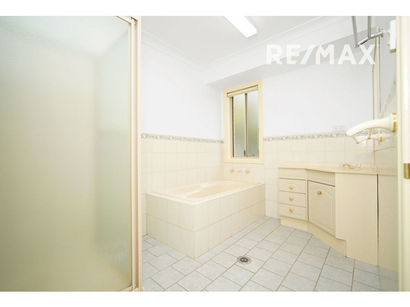 9 Fitzroy Street, Tatton NSW 2650