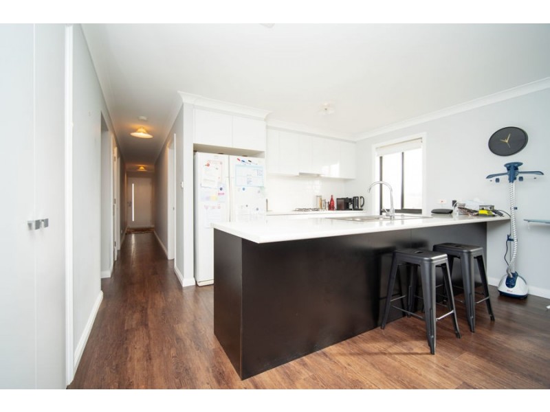 57 Barmedman Avenue, Gobbagombalin NSW 2650