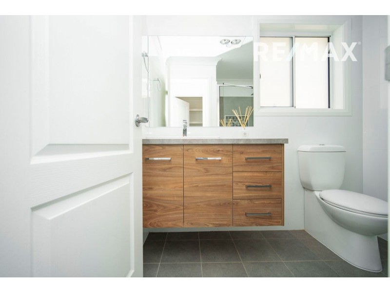 96 Barmedman Avenue, Gobbagombalin NSW 2650