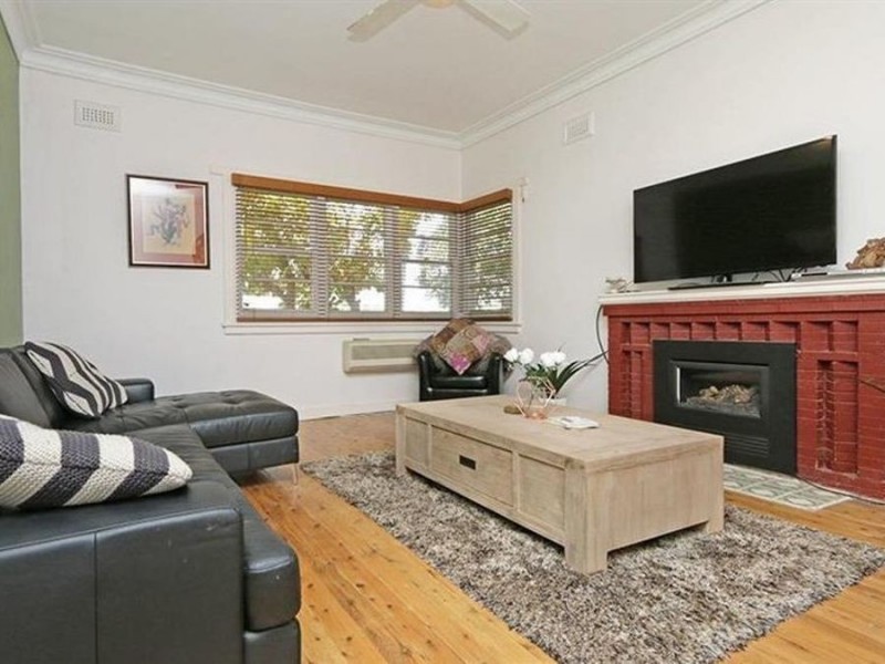 7 North Parade, Wagga Wagga NSW 2650