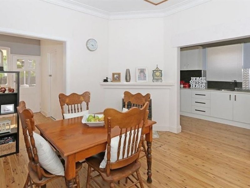 7 North Parade, Wagga Wagga NSW 2650