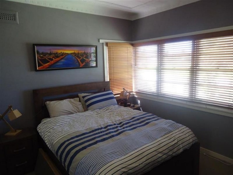 7 North Parade, Wagga Wagga NSW 2650