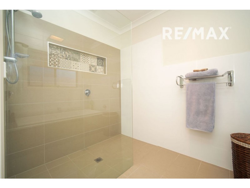 48 Amaroo Street, Kooringal NSW 2650