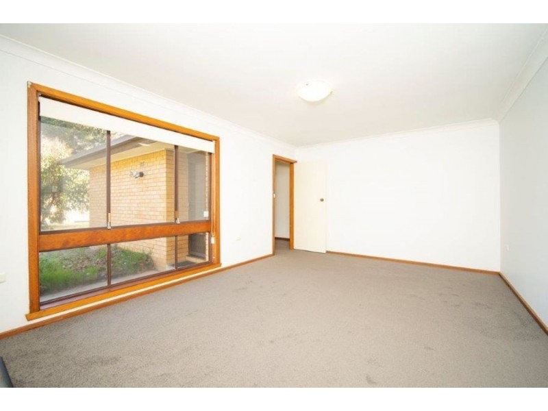 71 Maher Street, Tolland NSW 2650