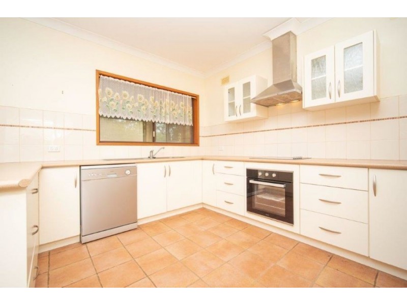 12 Norman Street, The Rock NSW 2655