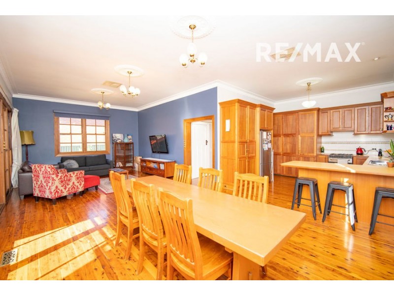 53 Brookong Avenue, Wagga Wagga NSW 2650