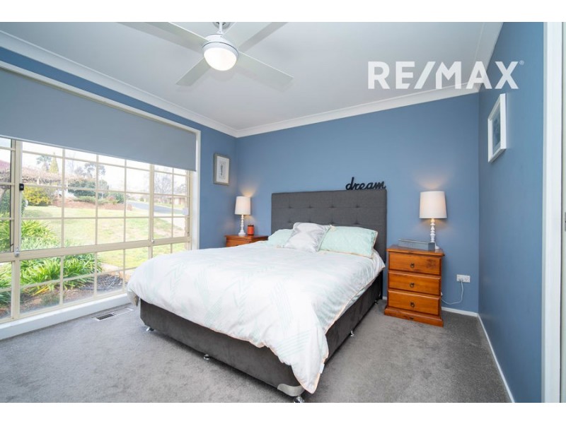 27 Brooklyn Drive, Bourkelands NSW 2650