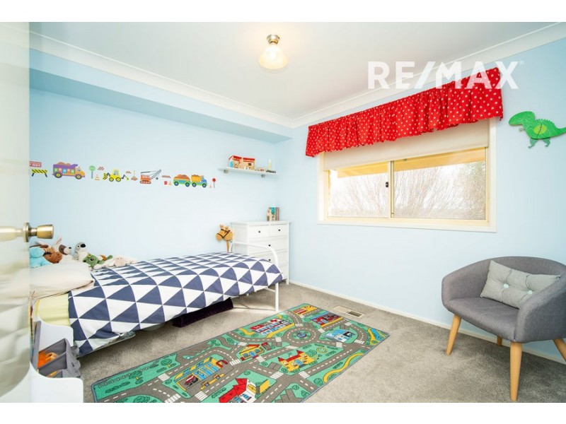 27 Brooklyn Drive, Bourkelands NSW 2650