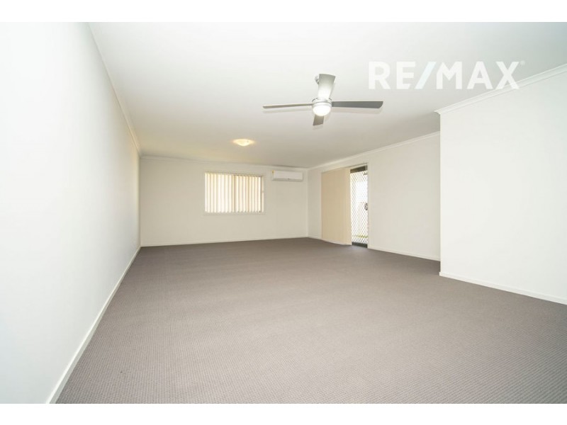 2/1 Ronald Street, Gobbagombalin NSW 2650