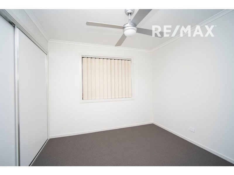 2/1 Ronald Street, Gobbagombalin NSW 2650