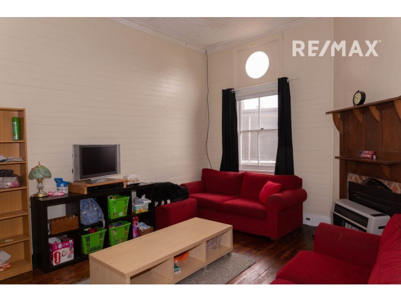 6 Hannah Street, Ganmain NSW 2702