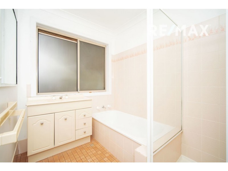 6 Tolland Close, Tolland NSW 2650