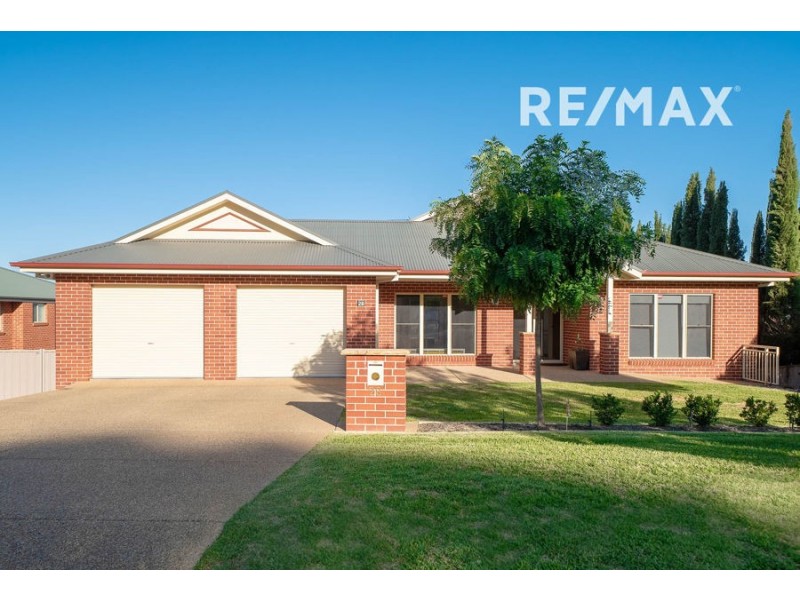 28 Atherton Crescent, Tatton NSW 2650