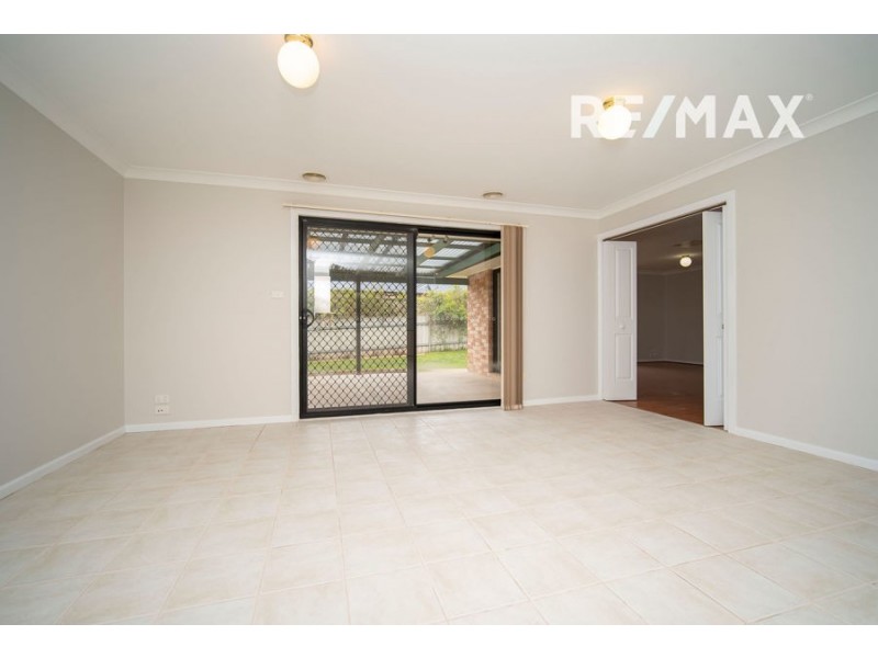 37 Stirling Boulevard, Tatton NSW 2650