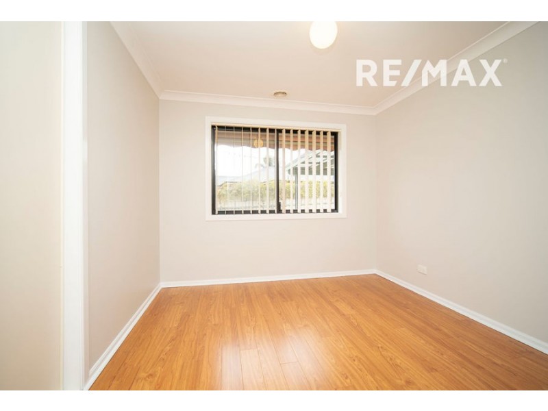 37 Stirling Boulevard, Tatton NSW 2650