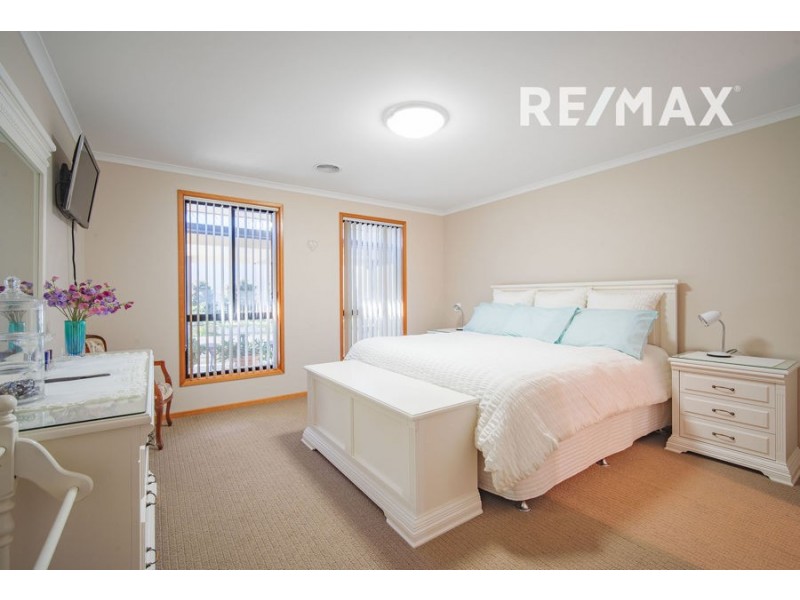 22 Balala Crescent, Bourkelands NSW 2650