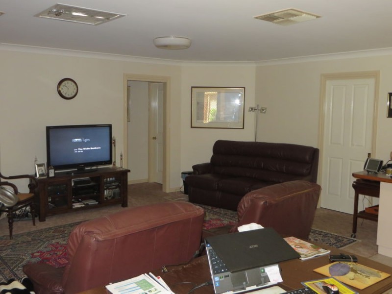 28 Doman Street, Estella NSW 2650