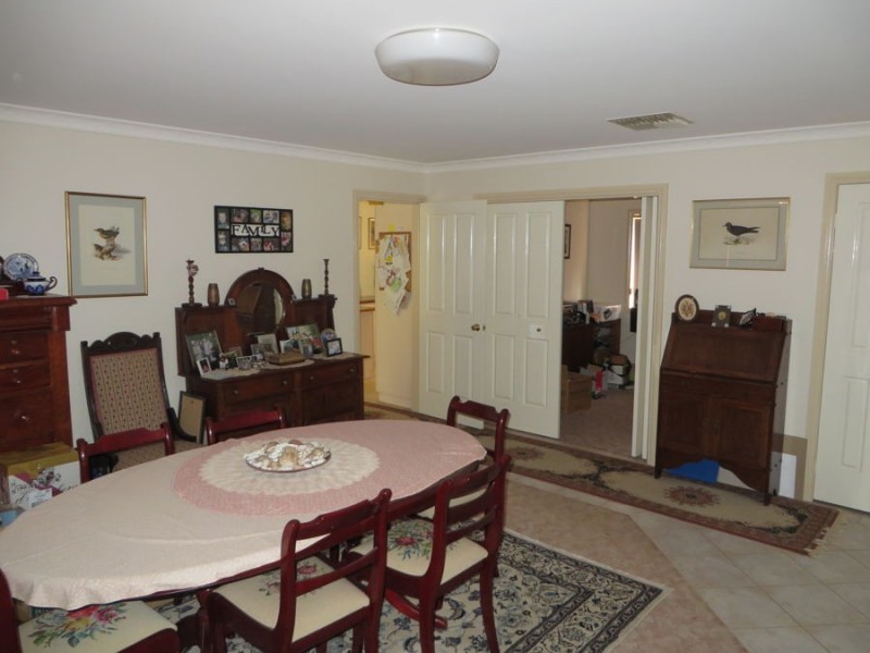 28 Doman Street, Estella NSW 2650