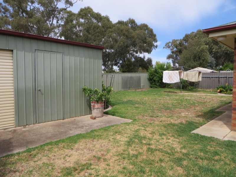 28 Doman Street, Estella NSW 2650