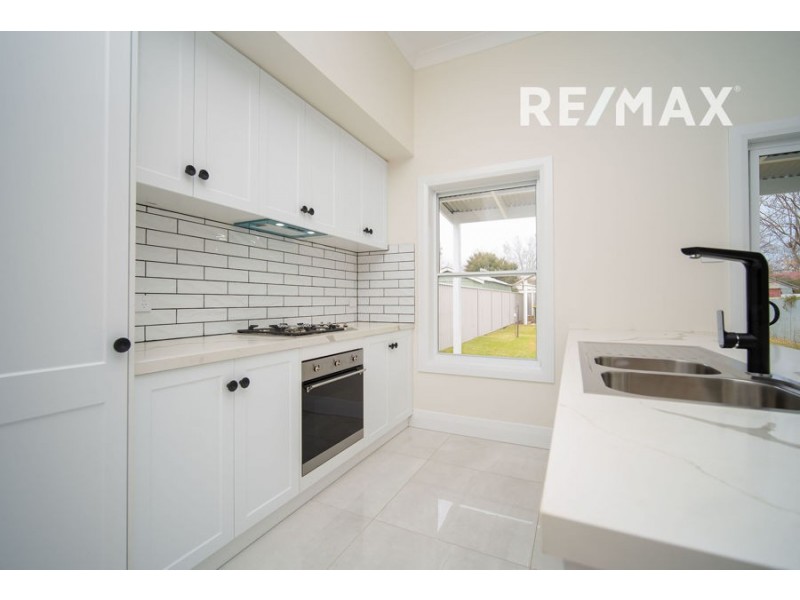 61 Fox Street, Wagga Wagga NSW 2650