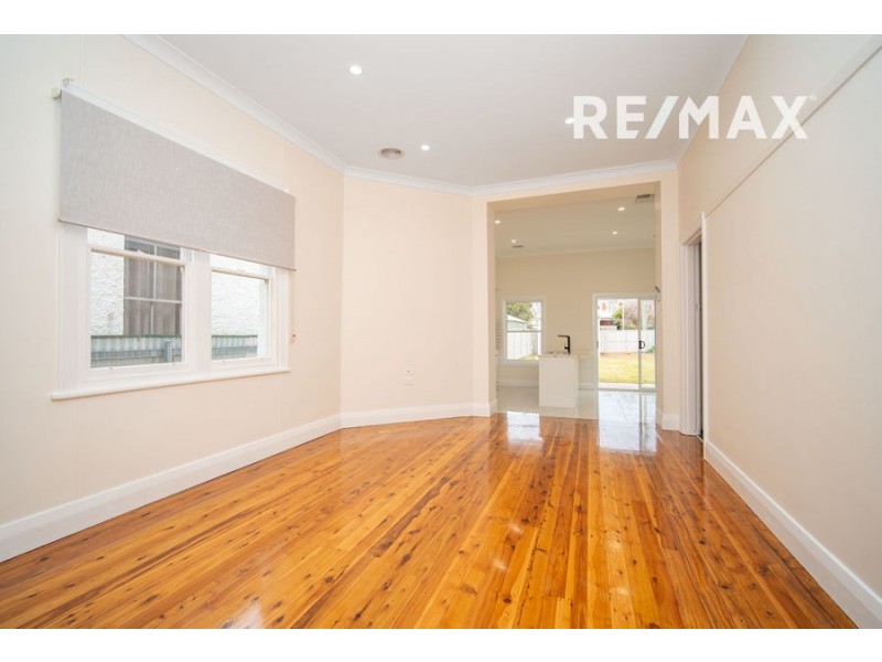 61 Fox Street, Wagga Wagga NSW 2650