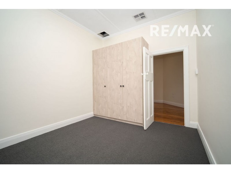 61 Fox Street, Wagga Wagga NSW 2650