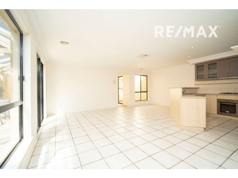 27 Galing Place, Wagga Wagga NSW 2650