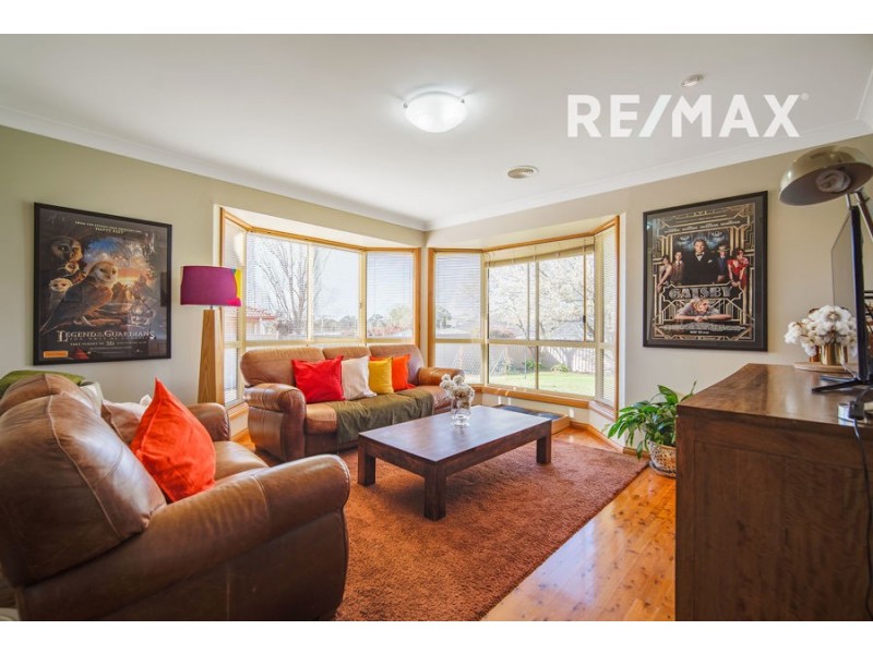 35 Stirling Boulevard, Tatton NSW 2650