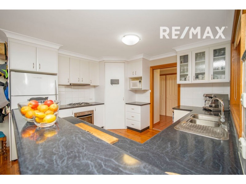 35 Stirling Boulevard, Tatton NSW 2650