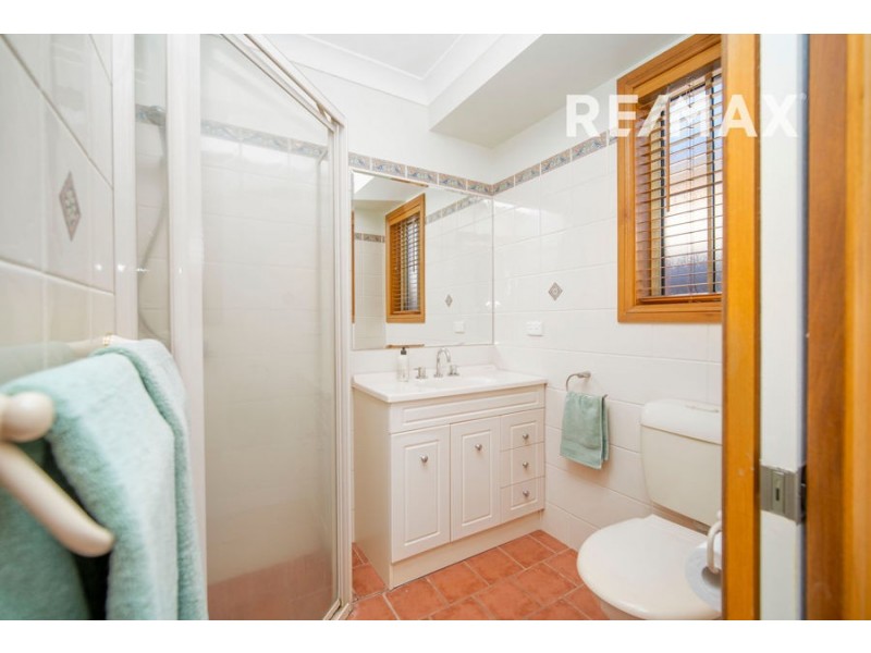 35 Stirling Boulevard, Tatton NSW 2650