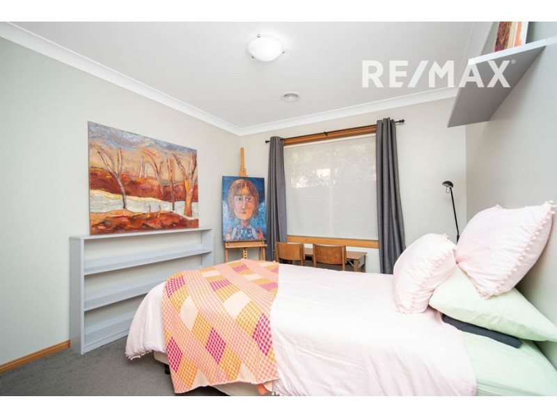 35 Stirling Boulevard, Tatton NSW 2650