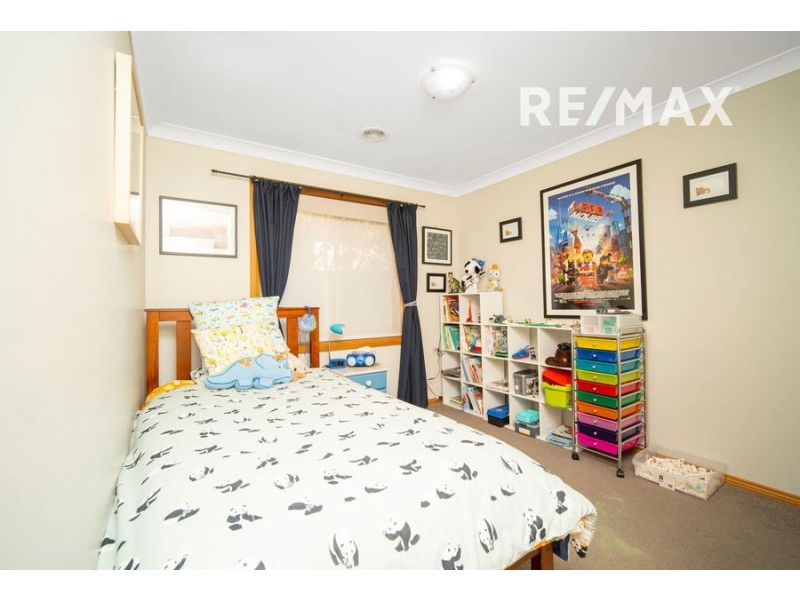 35 Stirling Boulevard, Tatton NSW 2650