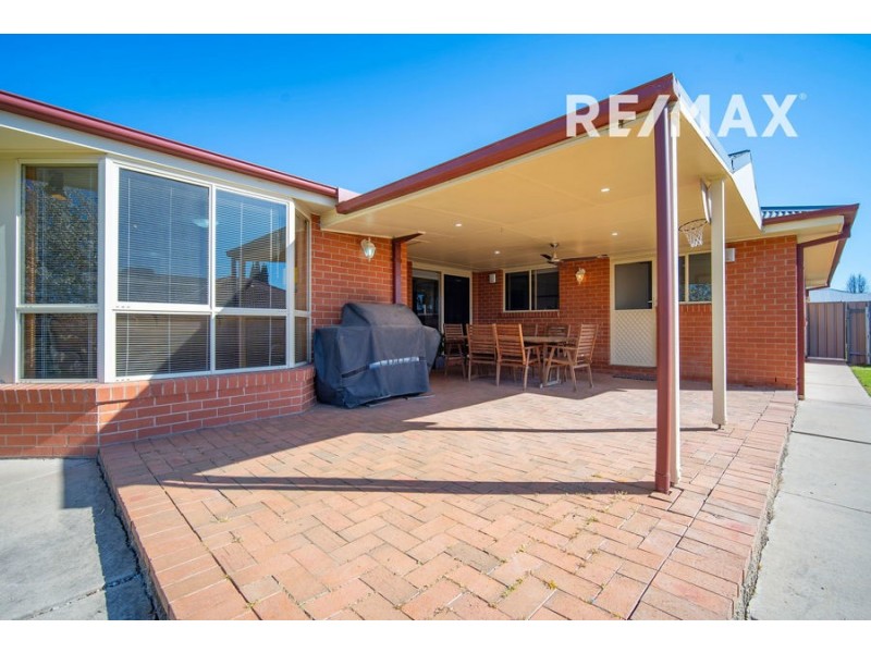 35 Stirling Boulevard, Tatton NSW 2650