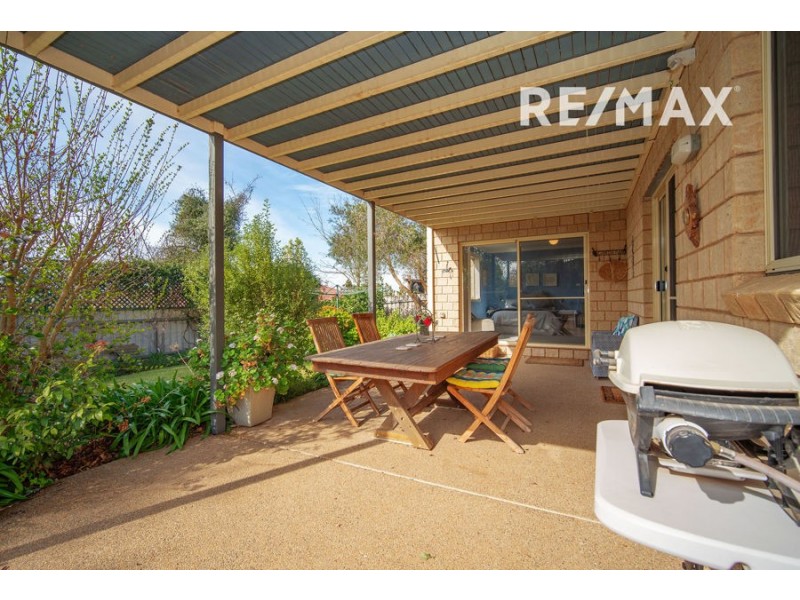 7 Headley Place, Kooringal NSW 2650