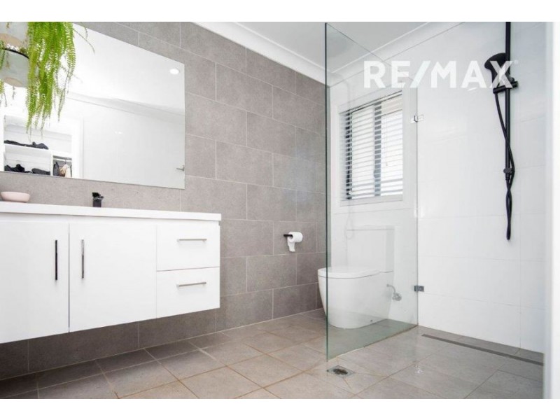 70 Barmedman Avenue, Gobbagombalin NSW 2650