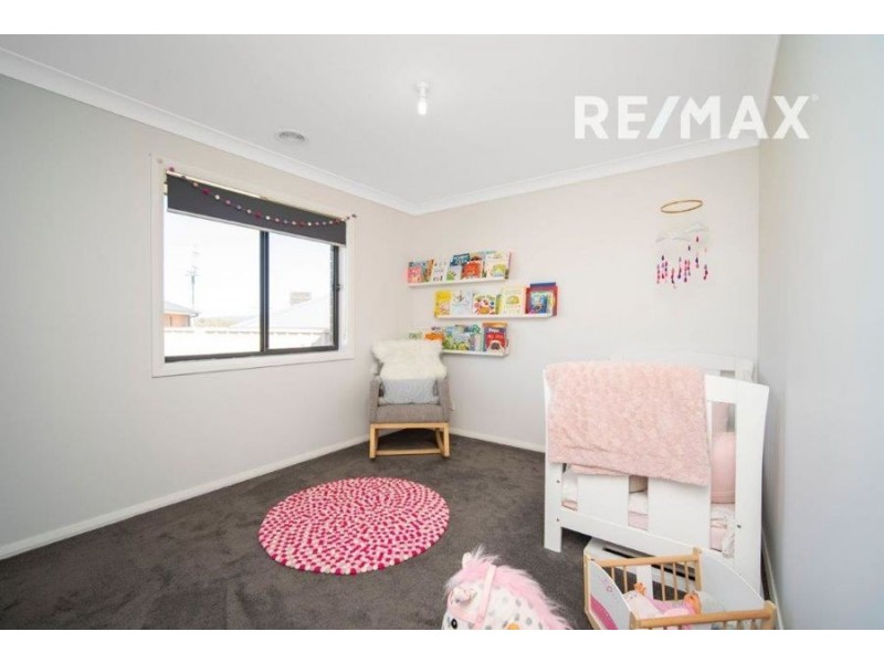 70 Barmedman Avenue, Gobbagombalin NSW 2650