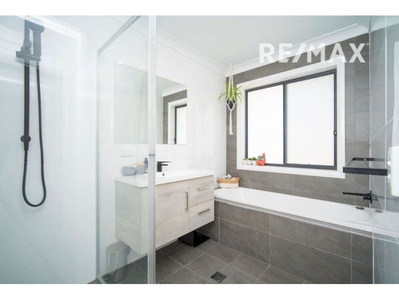 70 Barmedman Avenue, Gobbagombalin NSW 2650
