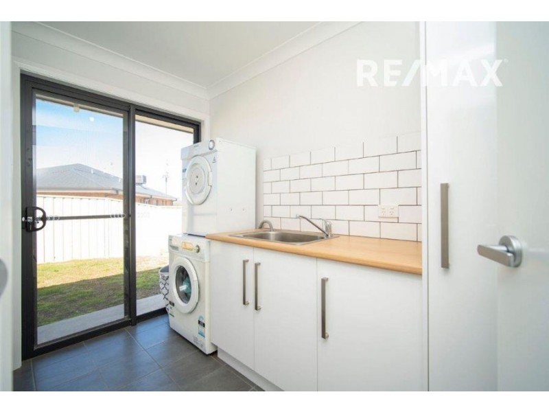 70 Barmedman Avenue, Gobbagombalin NSW 2650