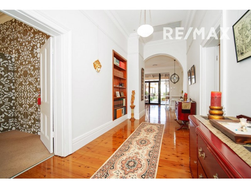 62 Gurwood Street, Wagga Wagga NSW 2650