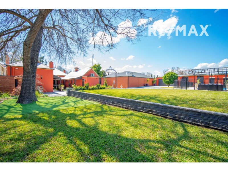 62 Gurwood Street, Wagga Wagga NSW 2650