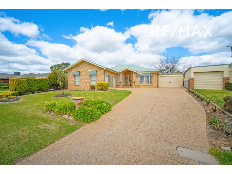 7 Gidgee Place, Glenfield Park NSW 2650